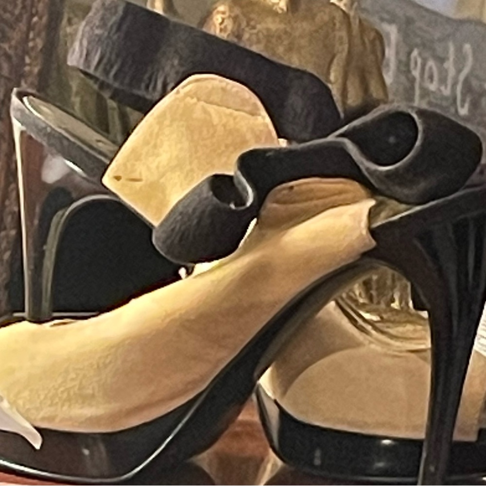 Shoes - Picture 13 of 13